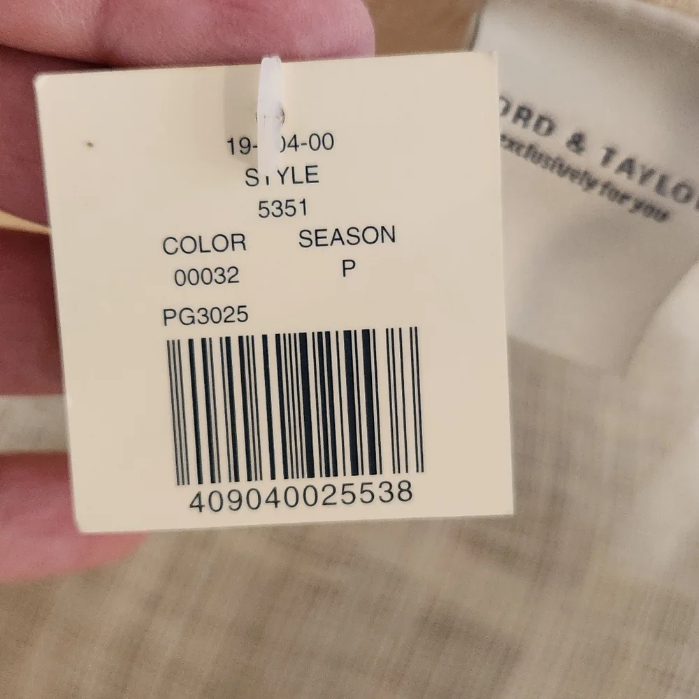 Lord and Taylor new with tags cream  hat with bow - Picture 3 of 6